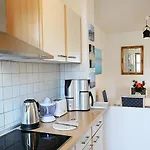 Arte Hafen Apartamento *